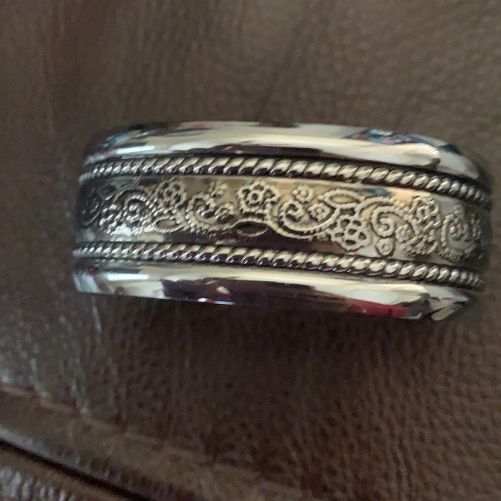 Lia Sophia Silver Cuff bracelet